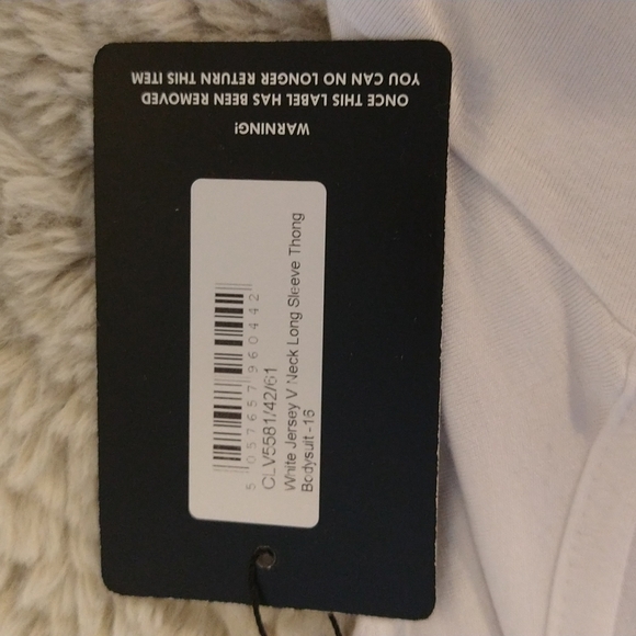 NWT. Pretty Little Things white bodysuit. - Picture 4 of 9